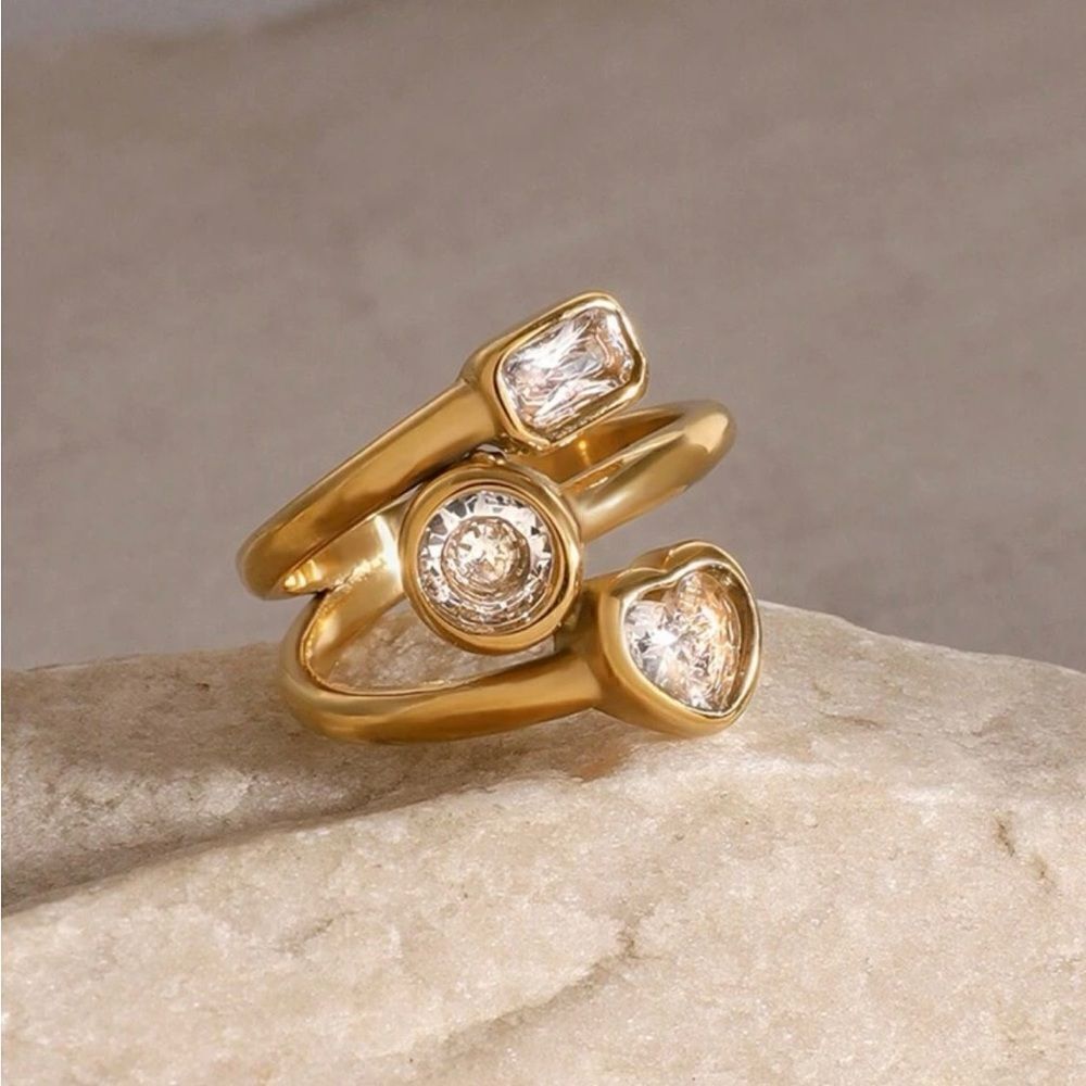 Vintage style ring A1103